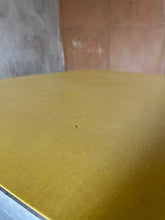 Tavolo da pranzo in formica
