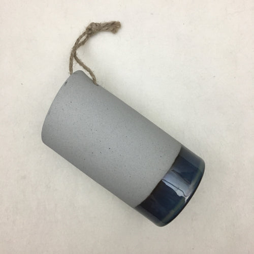 Vaso portafiori con cordino