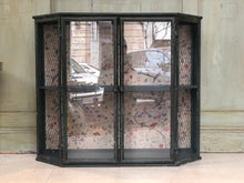 cabinet vetrina vetrinetta bagno arredo wallpaper birds net metal 